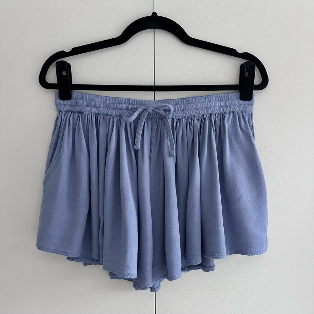 Jack by BB Dakota Calla Flowy Shorts in Slate Blue - Size Small - Picture 7 of 11